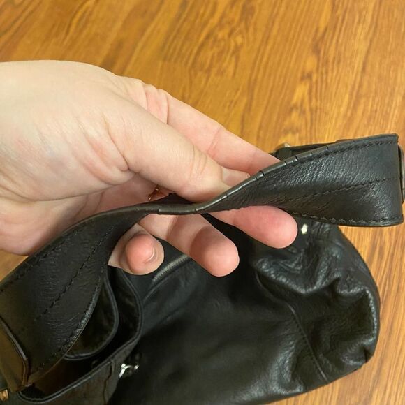 B. Makowsky Black Leather Shoulder Bag - Picture 6 of 7